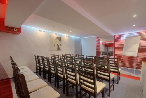Hotel Delta - image 7