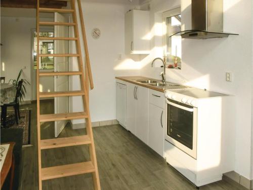 주방, Cozy Home In Svedala With Wifi near 말뫼 공항