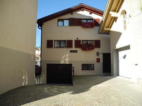 Privatzimmer / bed & breakfast Andermatt