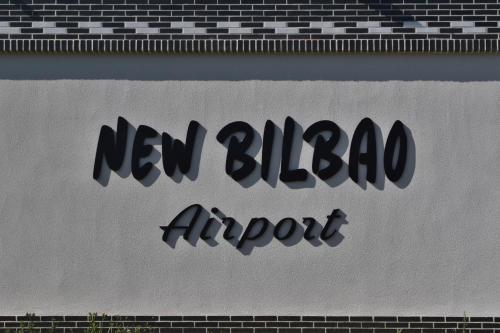 Hotel New Bilbao Airport - main image