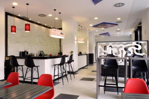 Lobby, Hotel New Bilbao Airport in Loiu