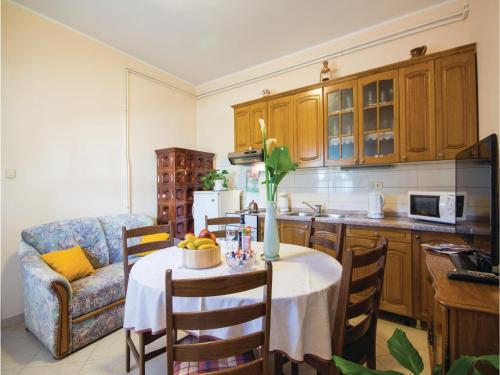  Apartment Pula 21 in Veli Vrh