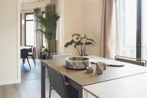110478809 Casagrand Luxury Suites