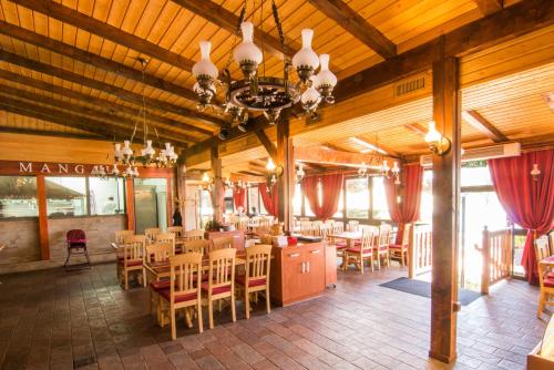 Restaurant, Hotel Leyla in Frymburk