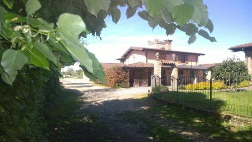  Agriturismo La Torre, Ripalta Cremasca bei Misano di Gera dʼAdda