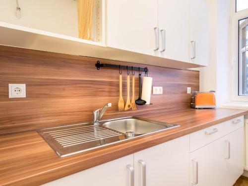 Central Vienna-Living - image 7