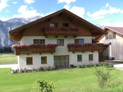 Ferienwohnung Prader, Pension in Innsbruck