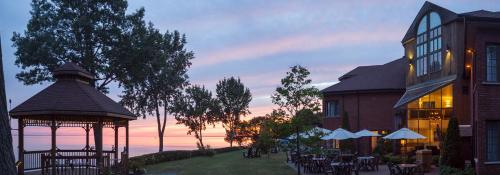 . L'Auberge Du Lac St-Pierre