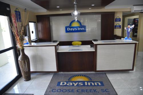 Days Inn by Wyndham Goose Creek