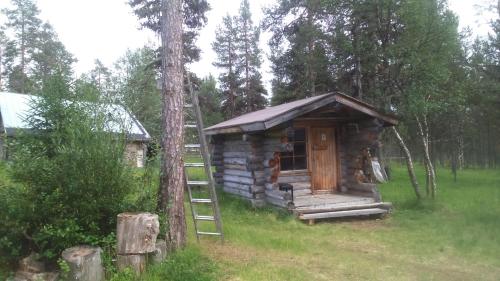 Economy Cottage (2 Adults) - Shared bathroom 