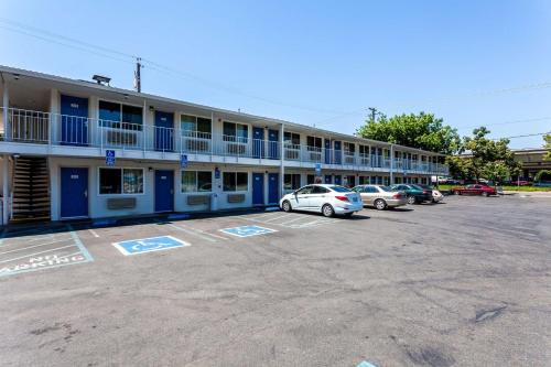 Motel 6 Sacremento, Ca - Downton