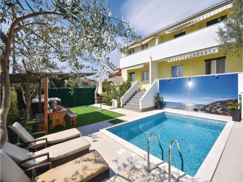  Holiday home Kastel Stafilic Njiva Sv.Petra, Unterkunft in Kaštela