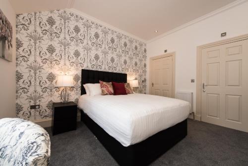 Royal Princes Suites, Edynburg