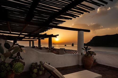 110566824 Therasia Resort Sea and SPA - The Leading Hotels of the World