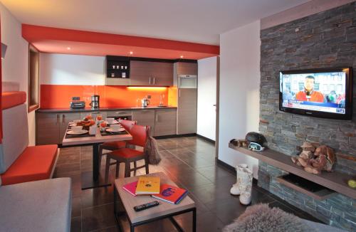 Kitchen, Residence Montana Plein Sud in Saint-Martin-de-Belleville
