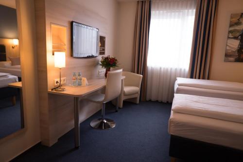 Hotel Rödelheimer Hof - Am Wasserturm - image 2