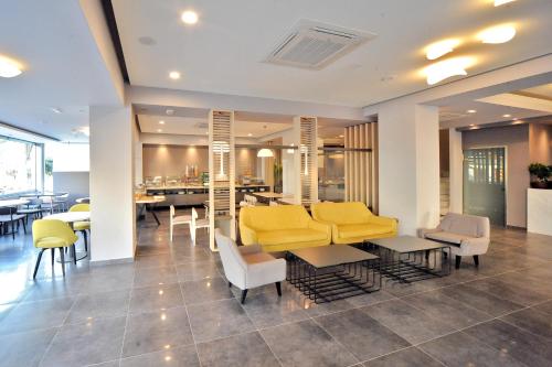 Astron Suites & Apartments 5
