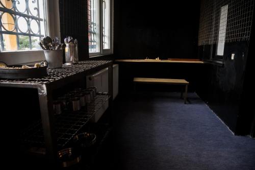 ALCATRAZ JAIL-HOSTEL