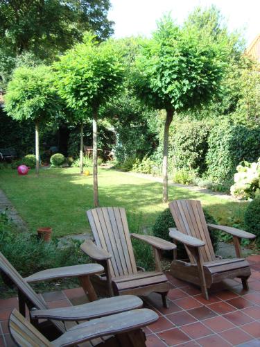 Kert, Boutiquehotel Sycamore - Protected City View - 950m from Central Station in Villapark