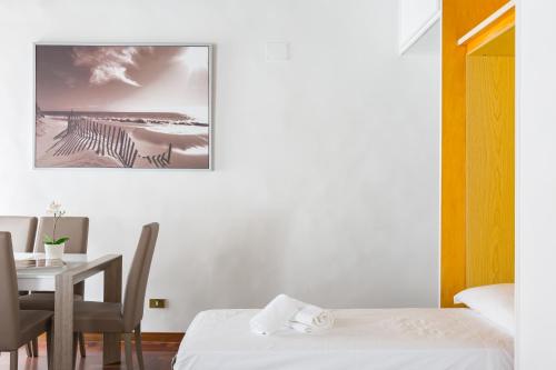 A World Aparts - 143 Sistina - image 13