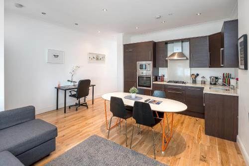 Notting Hill Apartment London Hd Photos Reviews