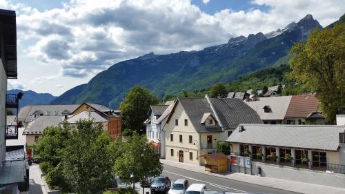 Kilátás, Thirsty River Rooms in Bovec