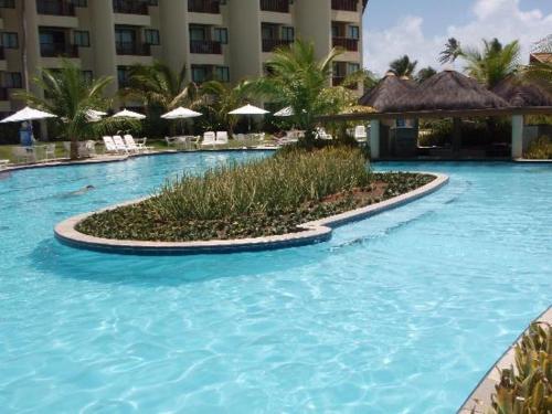 Marulhos Resort Porto de Galinhas Marulhos Suites Resort is conveniently located in the popular Muro Alto Beach area. Featuring a satisfying list of amenities, guests will find their stay at the property a comfortable one. Service-min