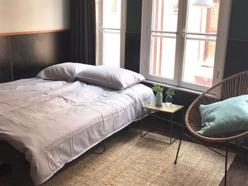 Amsterdam Red Light Bed & Breakfast 5