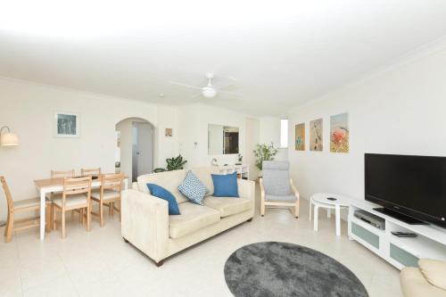Beachpoint Unit 501, Forster (photo 10)