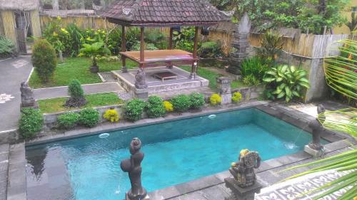 

Rizky Guest House