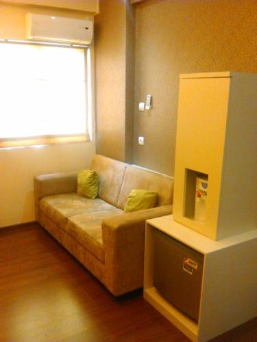 Apartemen The Suites Metro Yudis