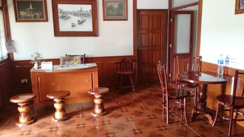 大城府查塔纳房舍旅馆 大城府查塔纳房舍旅馆