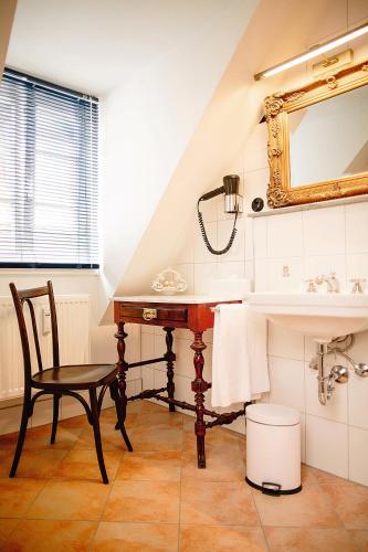 Restaurant Dicker Mann Hotel zum Blauen Krebs - image 13