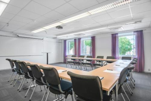 Quality Hotel Grand Kristianstad - image 12