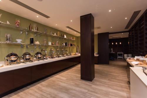 Radisson Blu Waterfront Hotel Jersey - image 10