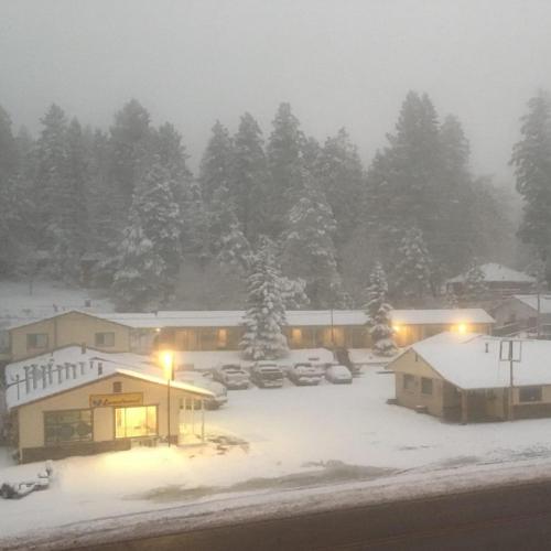Dusty Boots Motel & Cafe – Cloudcroft, NM