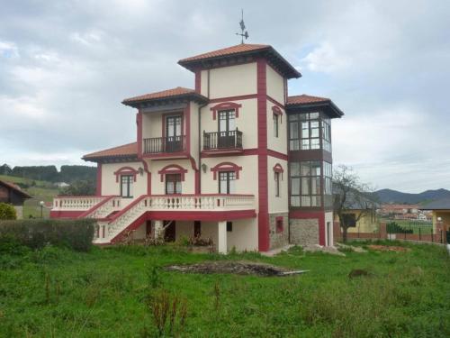  Chalet Indiano, Unterkunft in Bárcena de Cicero