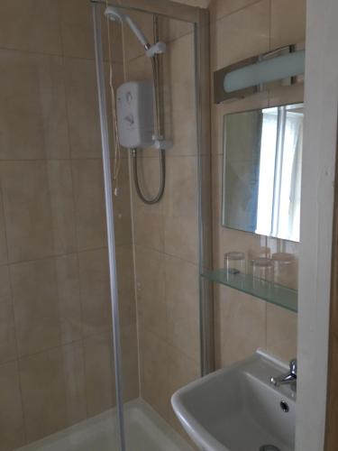 South Fork Guest House Room Type - Twin Room with ensuite