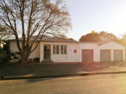 Paarl Backpackers - Struisbaai Paarl Backpackers - Struisbaai