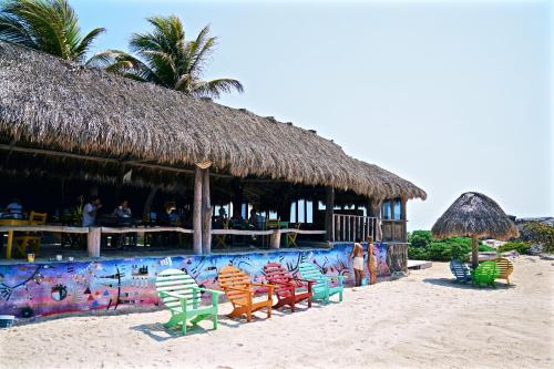 110750423 Zamas Hotel