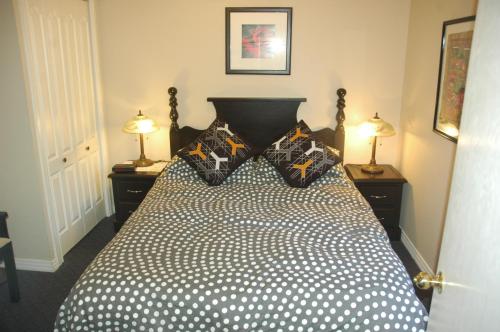 Cambie Lodge - image 2