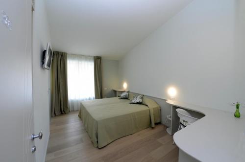 Aromi Piccolo Hotel - image 2