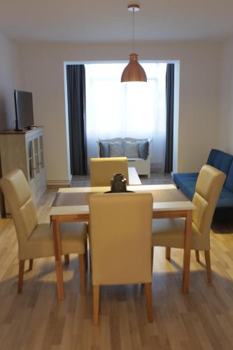 Joy Apartment – khách sạn tại Calea Aradului