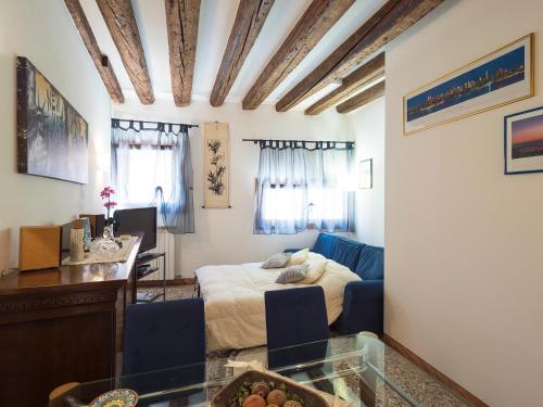 Venice romantic lagoon - image 2