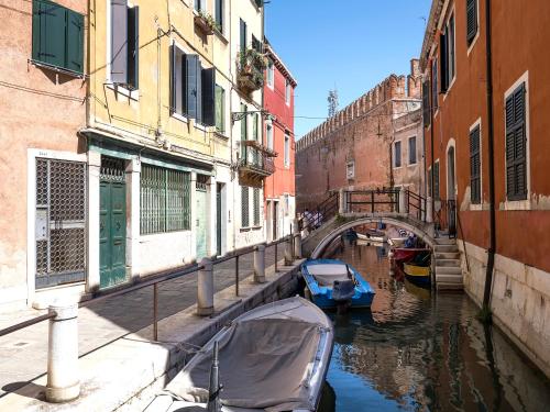 Venice romantic lagoon - image 5