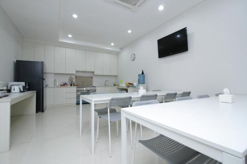 Ravintola, MK House SCBD in Sudirman
