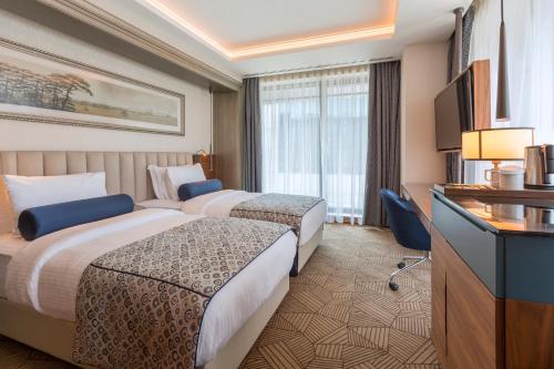 2 twin beds