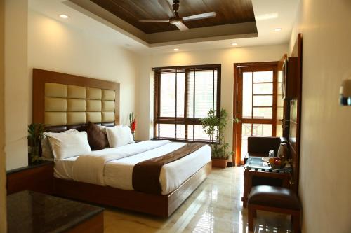 Hotel Devlok Primal, Masuri