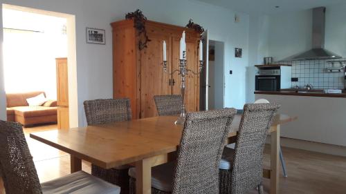 Létesítmények, Ferienwohnung am Theo Carlen Platz in Bliesmengen-Mandelbachtal