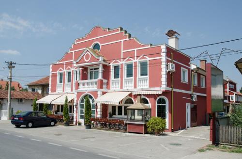 Hotel Drumski Raj - Chambre d'hôtes - Svilajnac